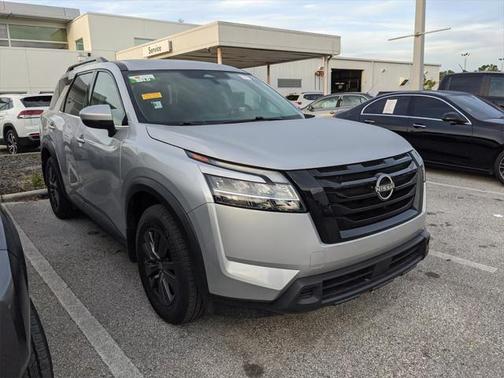 2022 Nissan Pathfinder SV 2WD