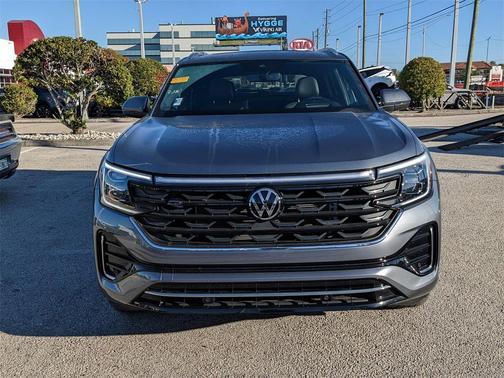 2024 Volkswagen Atlas Cross Sport 2.0T SEL