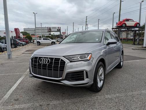 2022 Audi Q7 55 Premium