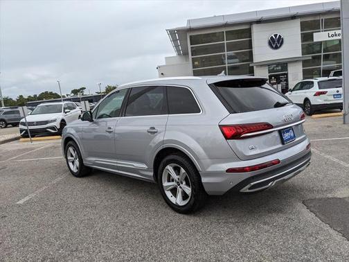 2022 Audi Q7 55 Premium