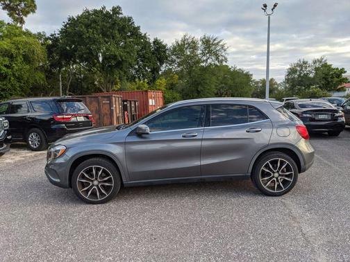 Mountain Gray Metallic 2016 Mercedes-Benz GLA-Class GLA 250