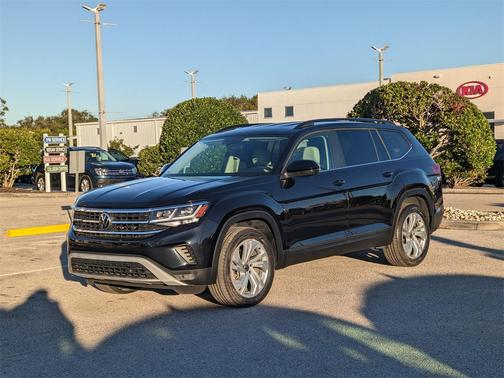 2022 Volkswagen Atlas 3.6L SE w/Technology