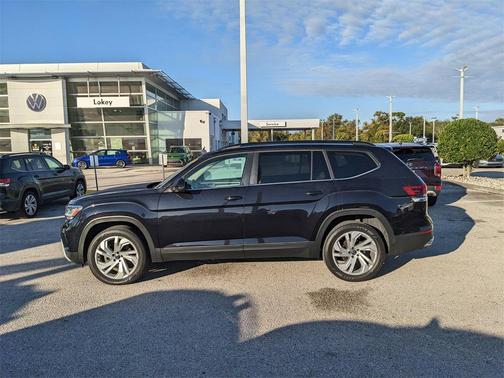 2022 Volkswagen Atlas 3.6L SE w/Technology