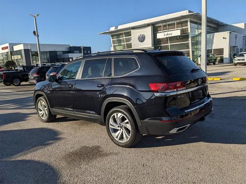 2022 Volkswagen Atlas 3.6L SE w/Technology