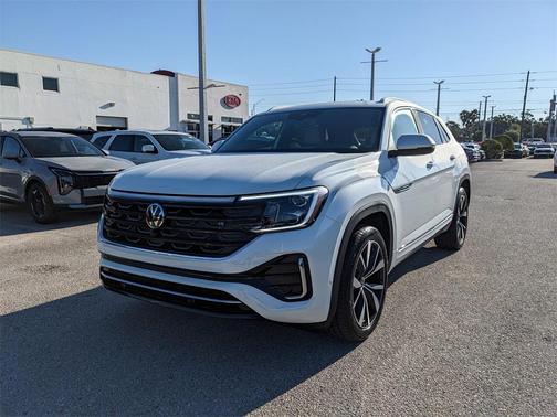 2026 Volkswagen Atlas Cross Sport 2.0T SEL Premium