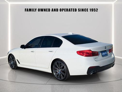 Alpine White 2018 BMW 540 540i
