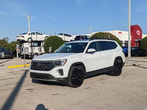 2024 Volkswagen Atlas 2.0T SE w/Technology