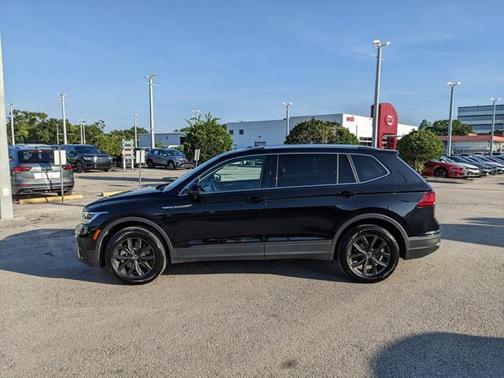 2024 Volkswagen Tiguan 2.0T SE 4MOTION