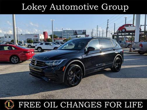 2024 Volkswagen Tiguan 2.0T SE R-Line Black