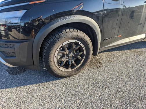 2024 Nissan Pathfinder Rock Creek 4WD