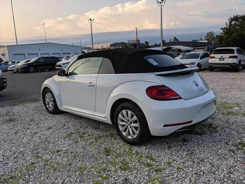 2018 Volkswagen Beetle 2.0T S