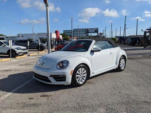 2018 Volkswagen Beetle 2.0T S