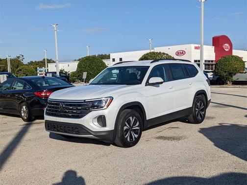 2026 Volkswagen Atlas 2.0T SE