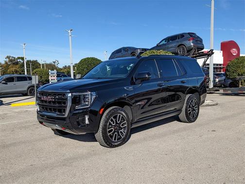 2024 GMC Yukon 4WD AT4
