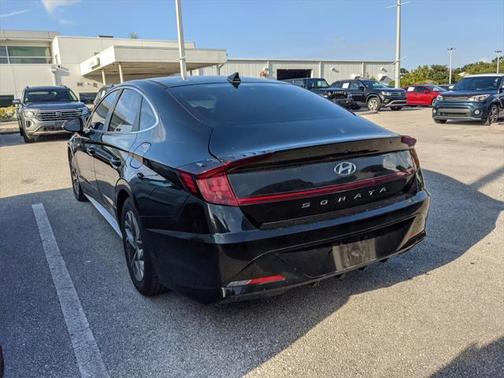 2021 Hyundai SONATA SEL