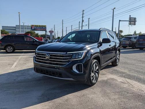 2024 Volkswagen Atlas 2.0T SE w/Technology