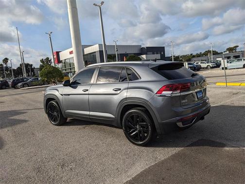 2023 Volkswagen Atlas Cross Sport 3.6L V6 SE w/Technology
