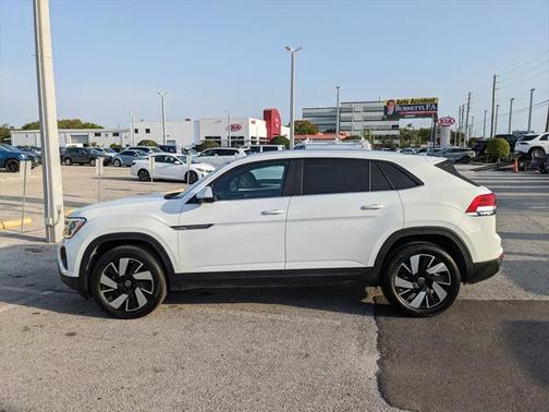 2024 Volkswagen Atlas Cross Sport 2.0T SE w/Technology