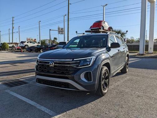2024 Volkswagen Atlas 2.0T SE w/Technology 4MOTION