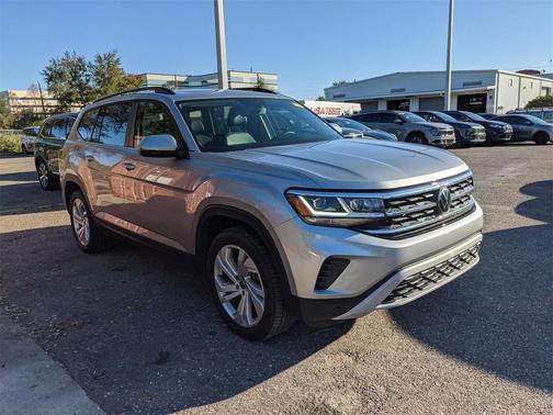 2023 Volkswagen Atlas 3.6L SE w/Technology
