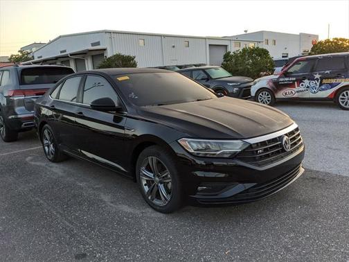 2021 Volkswagen Jetta 1.4T R-Line