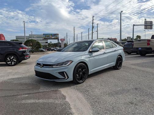 2025 Volkswagen Jetta 1.5T SE