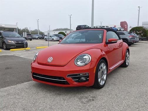 2019 Volkswagen Beetle 2.0T SE
