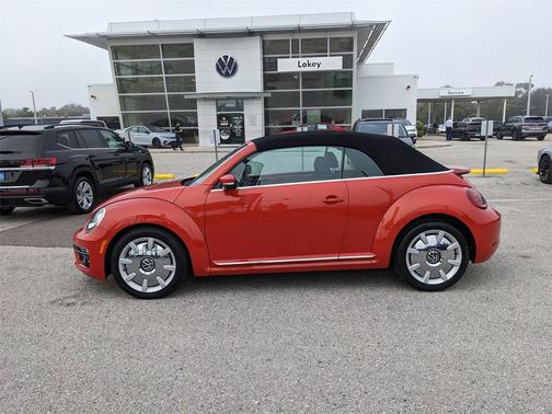 2019 Volkswagen Beetle 2.0T SE