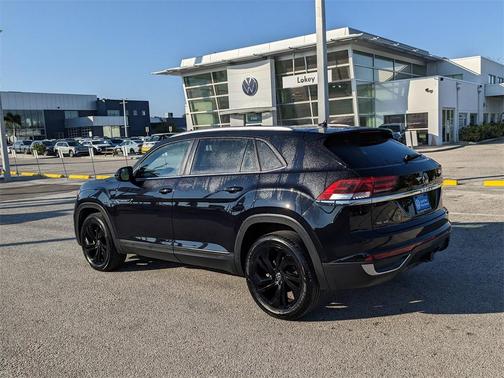 2023 Volkswagen Atlas Cross Sport 3.6L V6 SE w/Technology