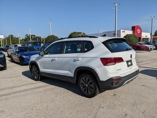 2022 Volkswagen Taos 1.5T S