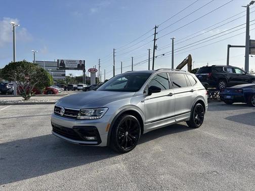 2020 Volkswagen Tiguan 2.0T SE R-Line Black