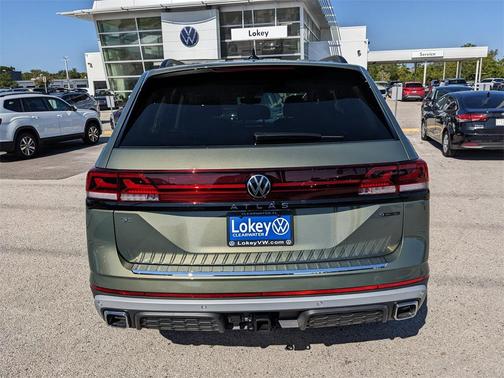 2025 Volkswagen Atlas 2.0T Peak Edition