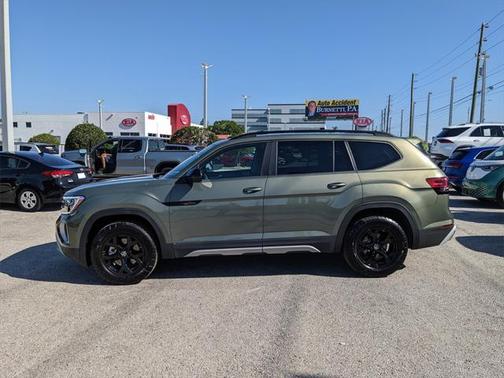 2025 Volkswagen Atlas 2.0T Peak Edition