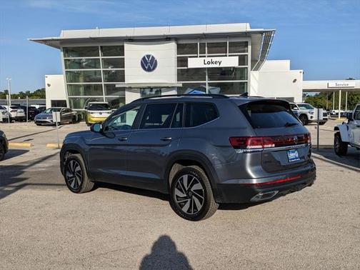 2024 Volkswagen Atlas 2.0T SE w/Technology 4MOTION