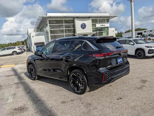 2025 Volkswagen Tiguan 2.0T SEL R-Line 4MOTION