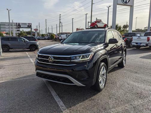 2022 Volkswagen Atlas 3.6L SE w/Technology