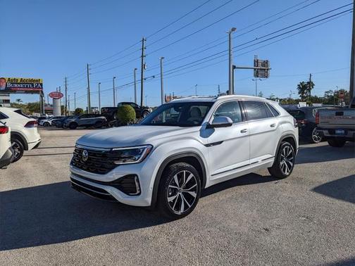 2025 Volkswagen Atlas Cross Sport 2.0T SEL Premium