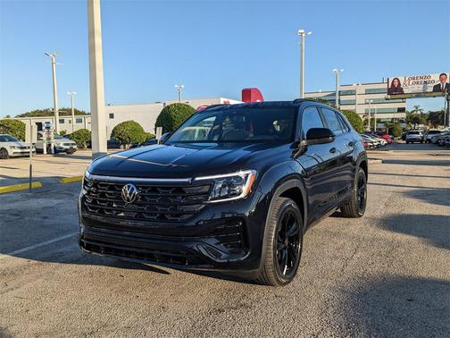 2026 Volkswagen Atlas Cross Sport 2.0T SEL