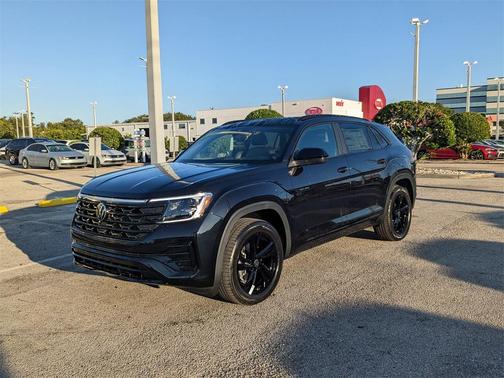 2026 Volkswagen Atlas Cross Sport 2.0T SEL