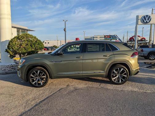 2026 Volkswagen Atlas Cross Sport 2.0T SEL Premium