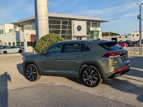 2026 Volkswagen Atlas Cross Sport 2.0T SEL Premium