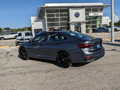 2025 Volkswagen Jetta 1.5T SE