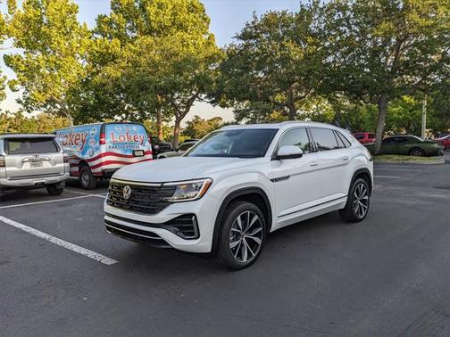 2025 Volkswagen Atlas Cross Sport 2.0T SEL Premium