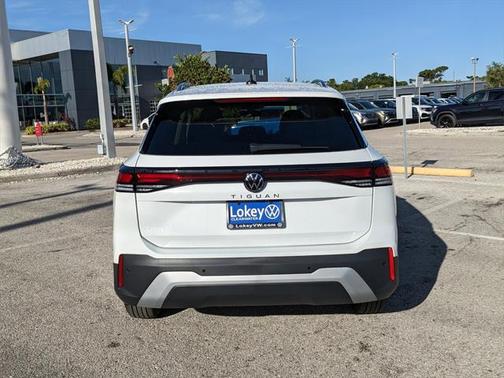 2025 Volkswagen Tiguan 2.0T S