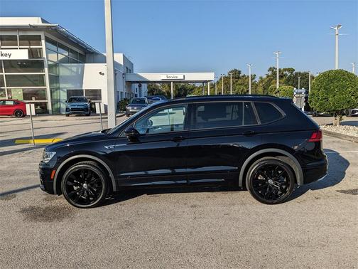 2021 Volkswagen Tiguan 2.0T SE R-Line Black