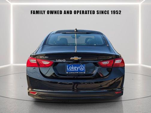 Mosaic Black Metallic 2024 Chevrolet Malibu FWD 1LT