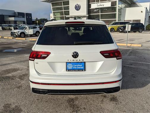 2024 Volkswagen Tiguan 2.0T SE R-Line Black
