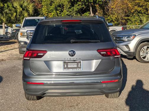 2023 Volkswagen Tiguan 2.0T SE