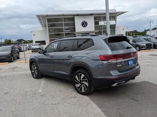 2024 Volkswagen Atlas 2.0T SE w/Technology 4MOTION
