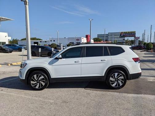 2025 Volkswagen Atlas 2.0T SE w/Technology 4MOTION